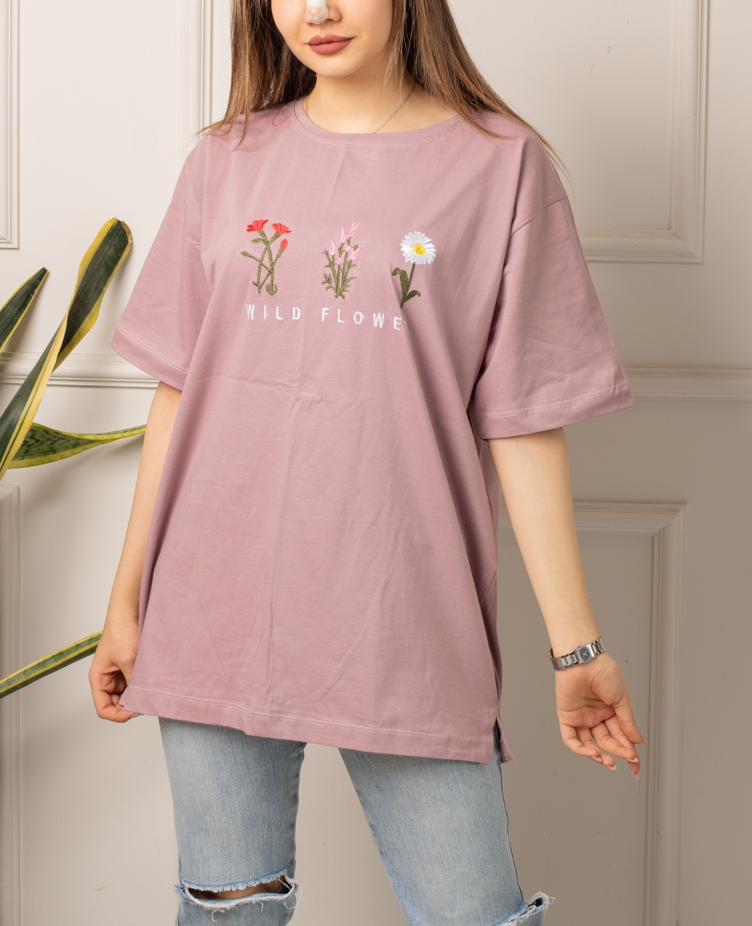 Alternative view of تیشرت قواره دار گلدوزی wild flower