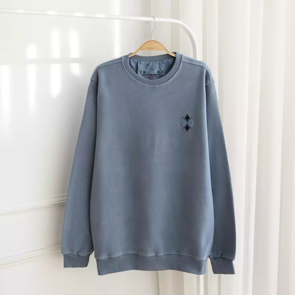 Alternative view of پولیور مردانه گلدوزی لوزی new