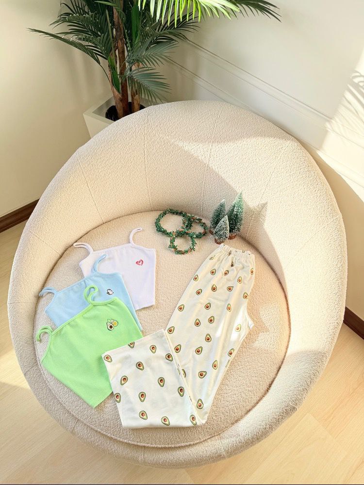 ست کراپ و شلوار عروسکی