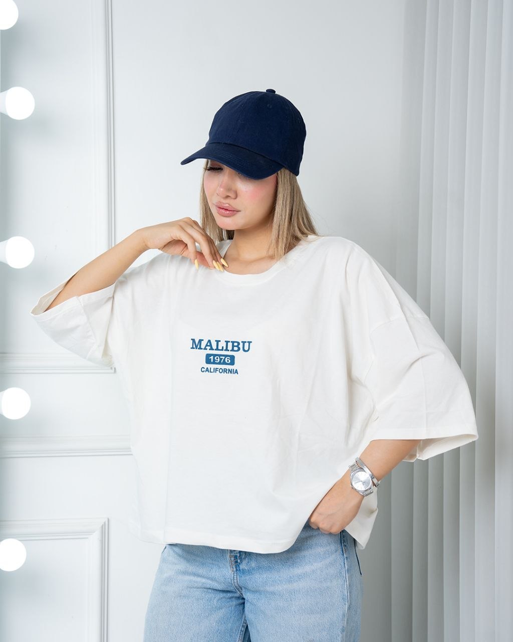 تیشرت سوپر باکسی malibu سفید